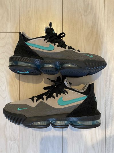 atmos × Nike LeBron 16 "Clear Jade"