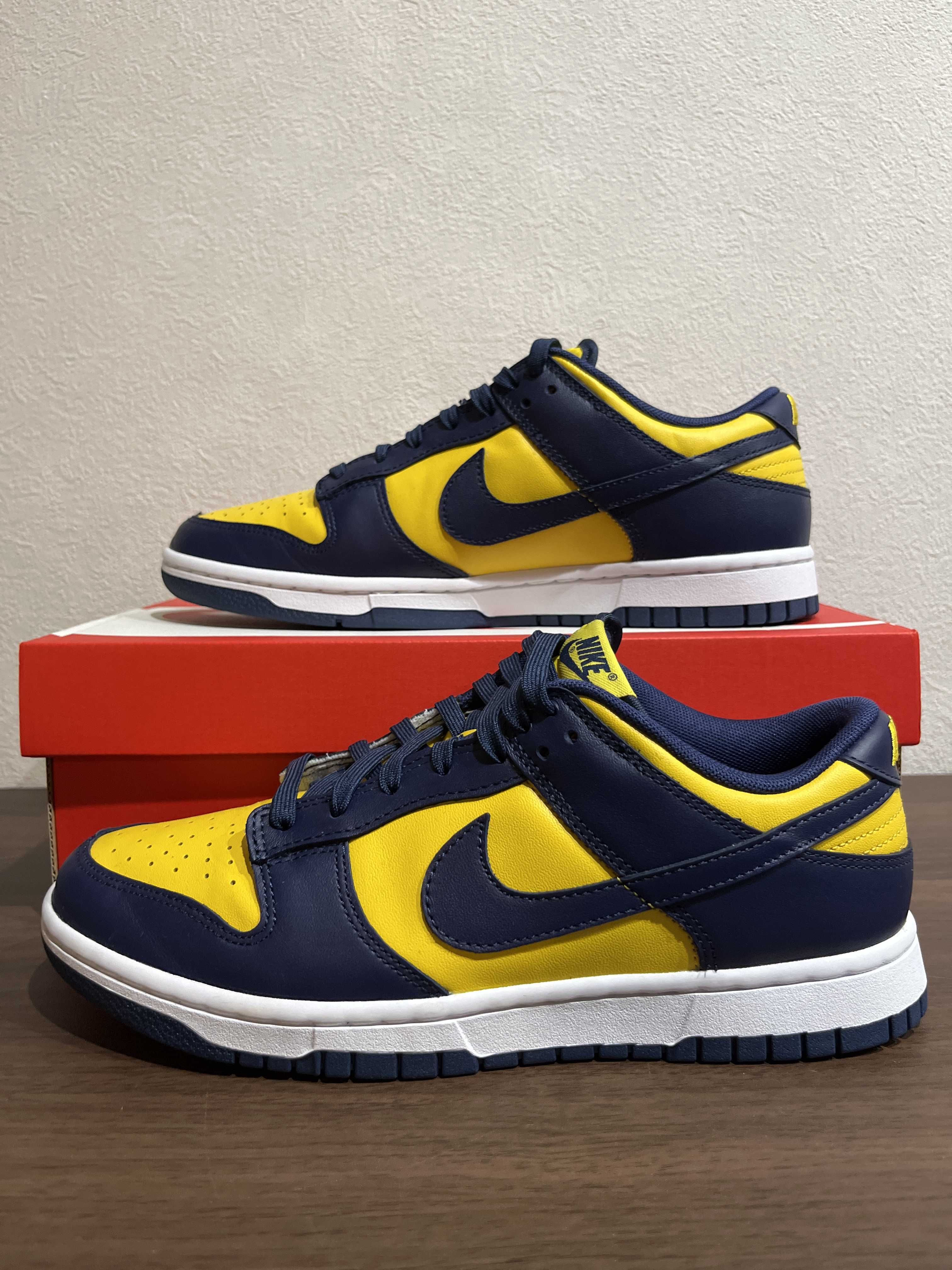Nike Dunk Low "Michigan"