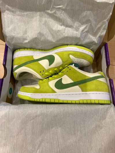 Nike SB Dunk Low "Green Apple"