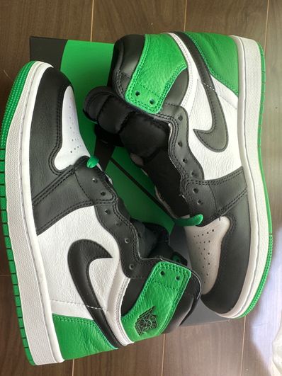 Nike Air Jordan 1 Retro High OG "Celtics/Black and Lucky Green" (2023)