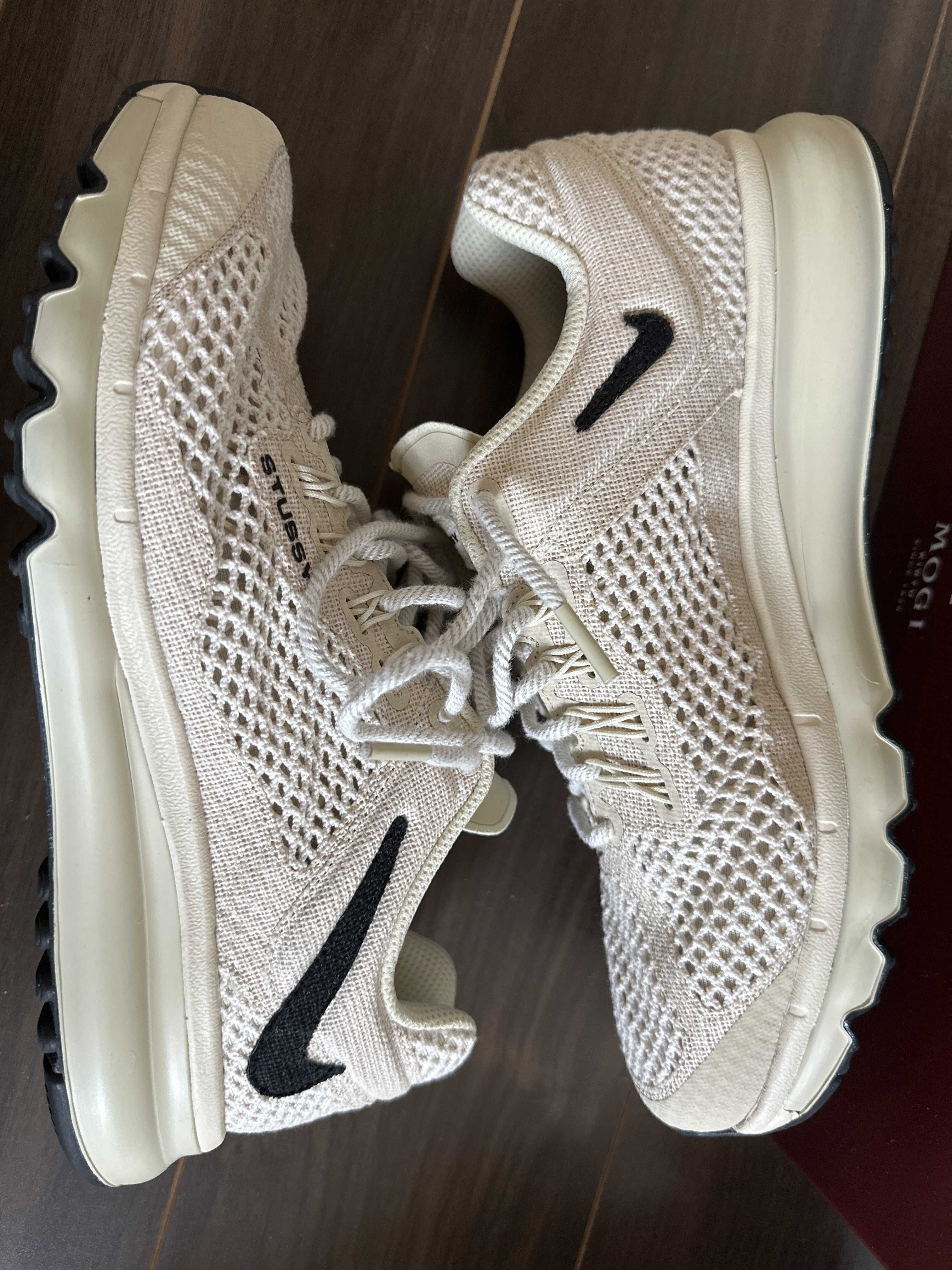 Stussy × Nike Air Max 2013 "Fossil"