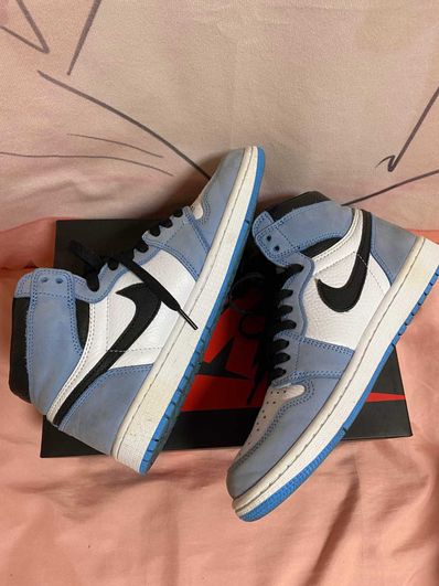 Nike Air Jordan 1 High OG "University Blue"