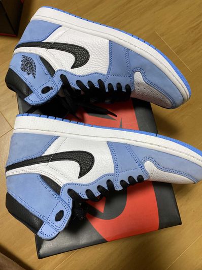 Nike Air Jordan 1 High OG "University Blue"