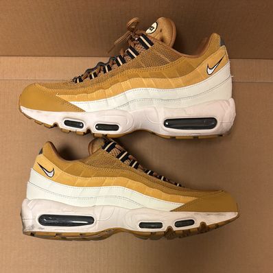 Nike Air Max 95 Essential "Wheat Gold"