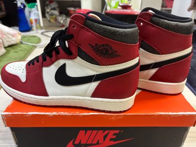 Nike Air Jordan 1 High OG "Lost & Found/Chicago"
