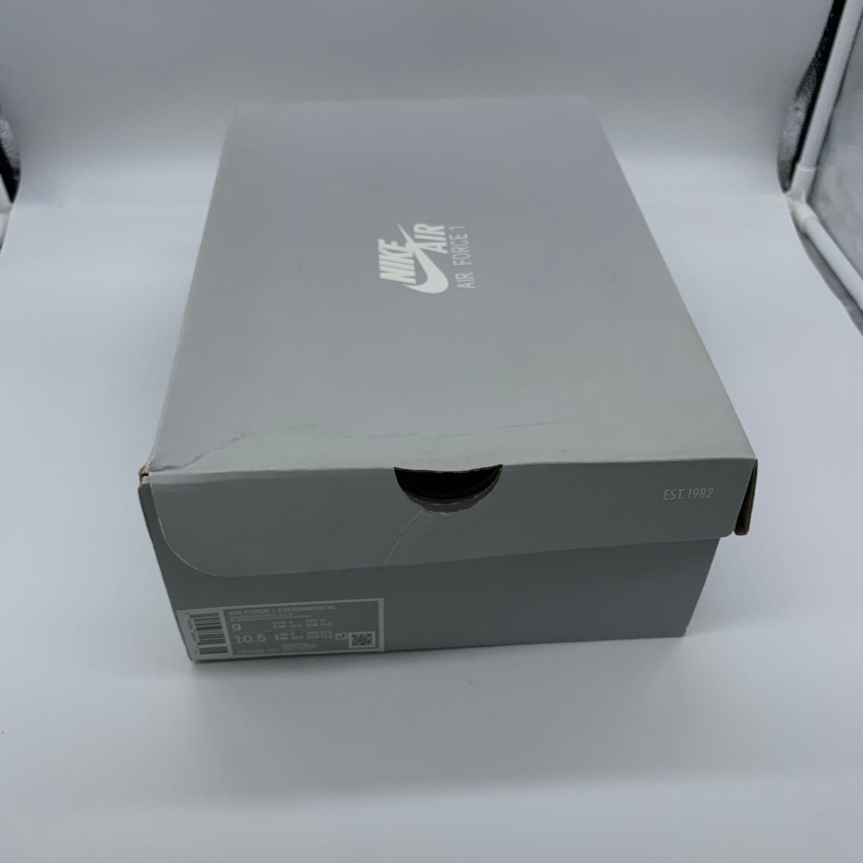 ナイキ エアフォース1 エクスペリメンタル "ポスタル ゴースト"