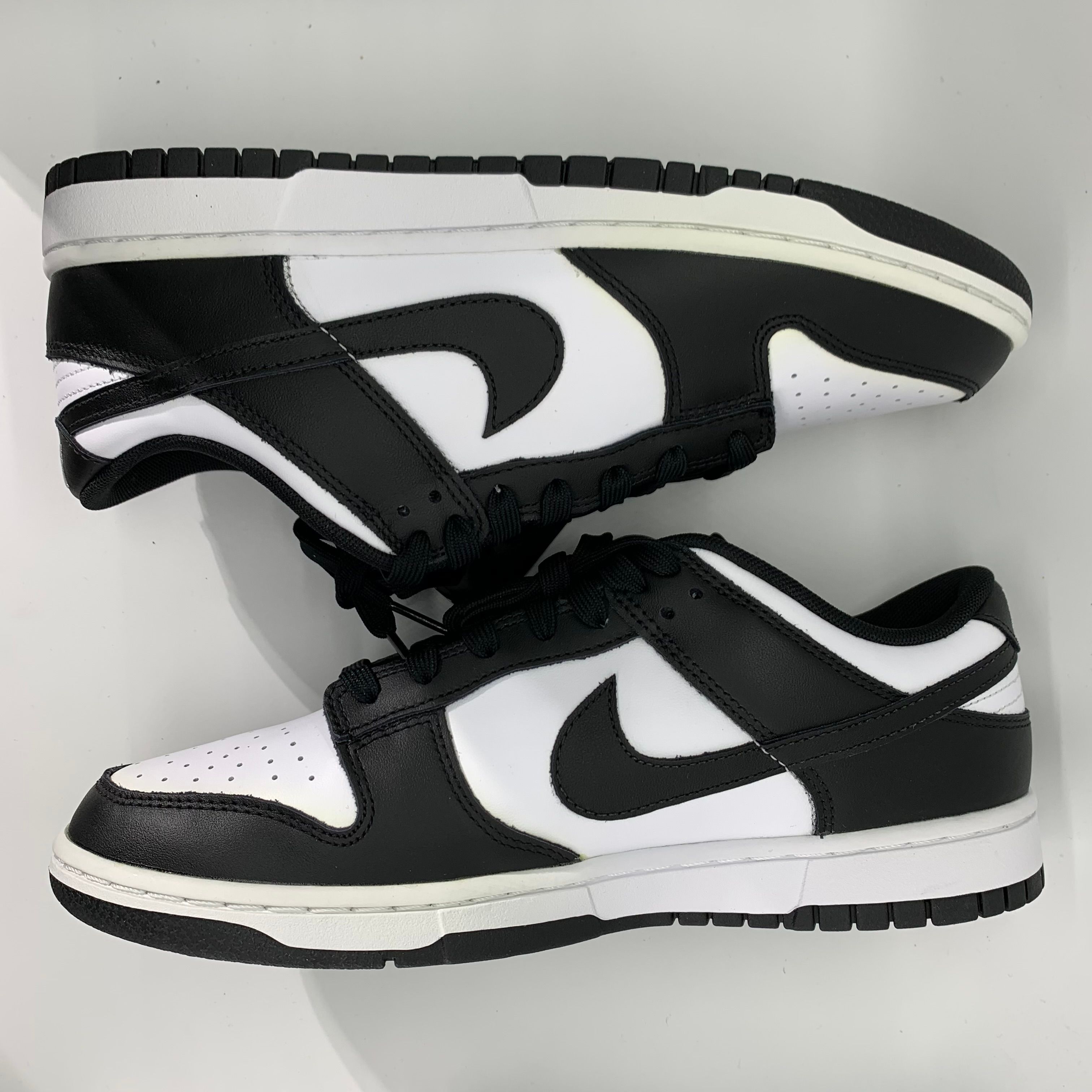 Nike Dunk Low Retro "Panda/White/Black"