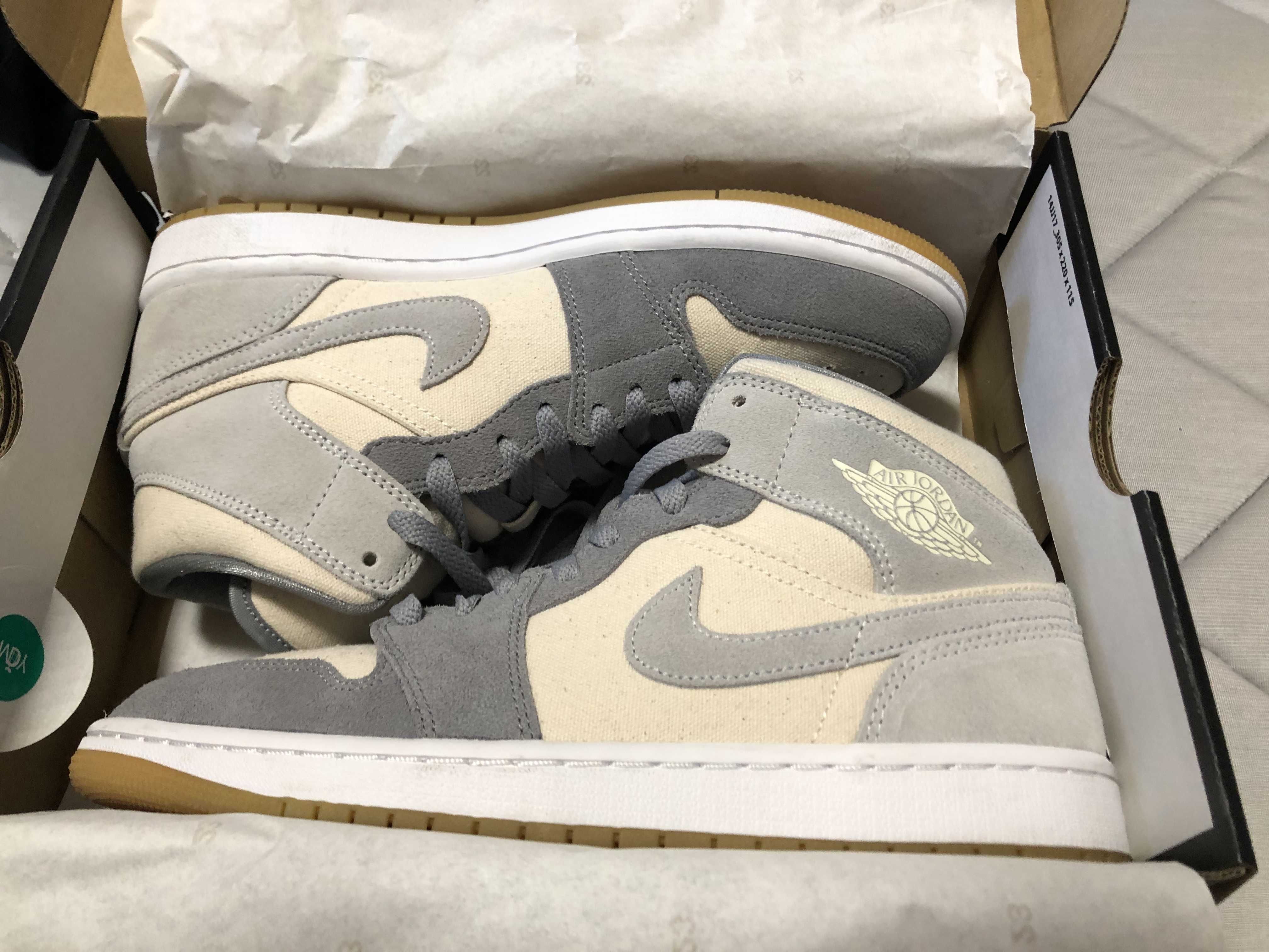 Nike Air Jordan 1 Mid SE "Coconut Milk/Particle Grey"