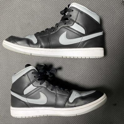 Nike Women's Air Jordan 1 Mid "Shadow"