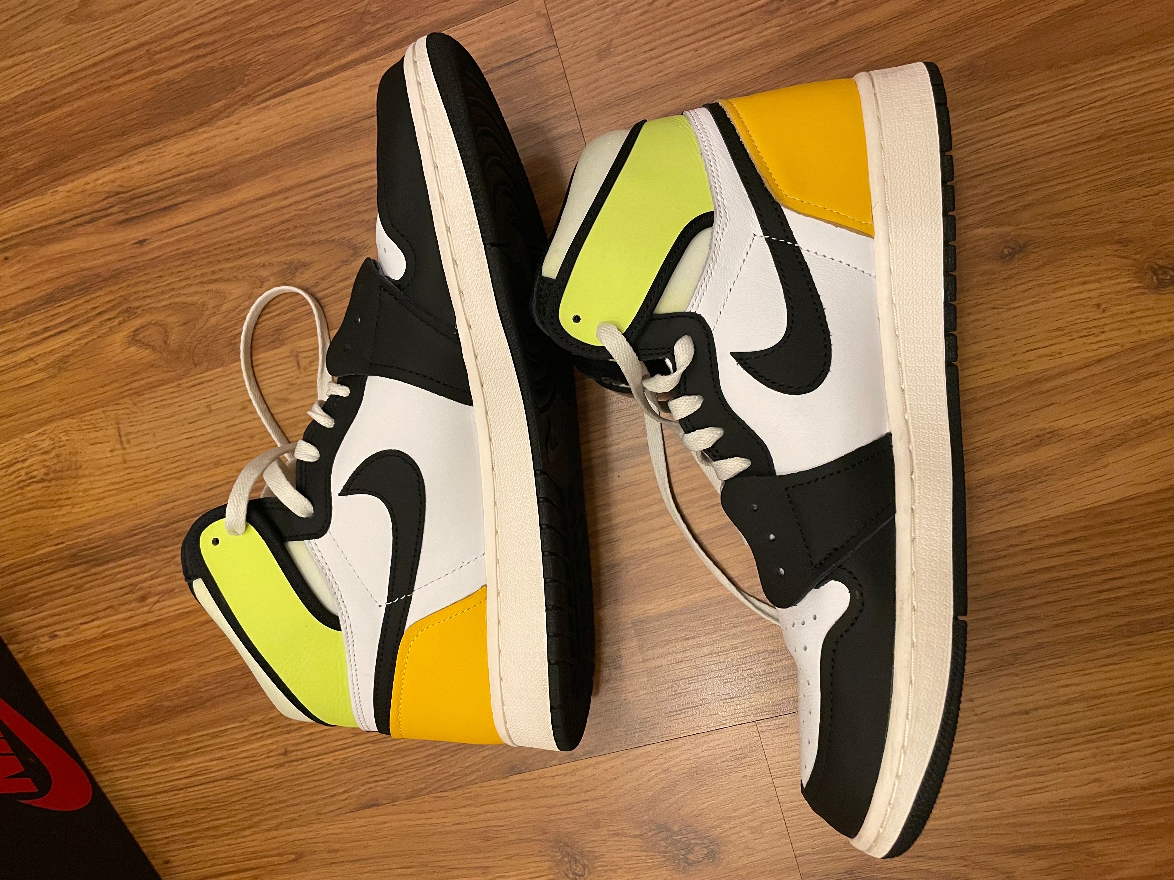Nike Air Jordan 1 High OG "Volt Gold"