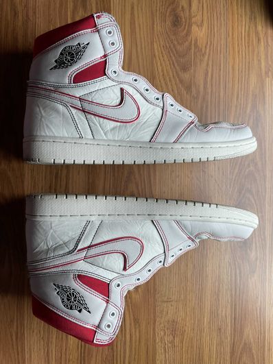 Nike Air Jordan 1 Retro High OG "Sail/University Red"