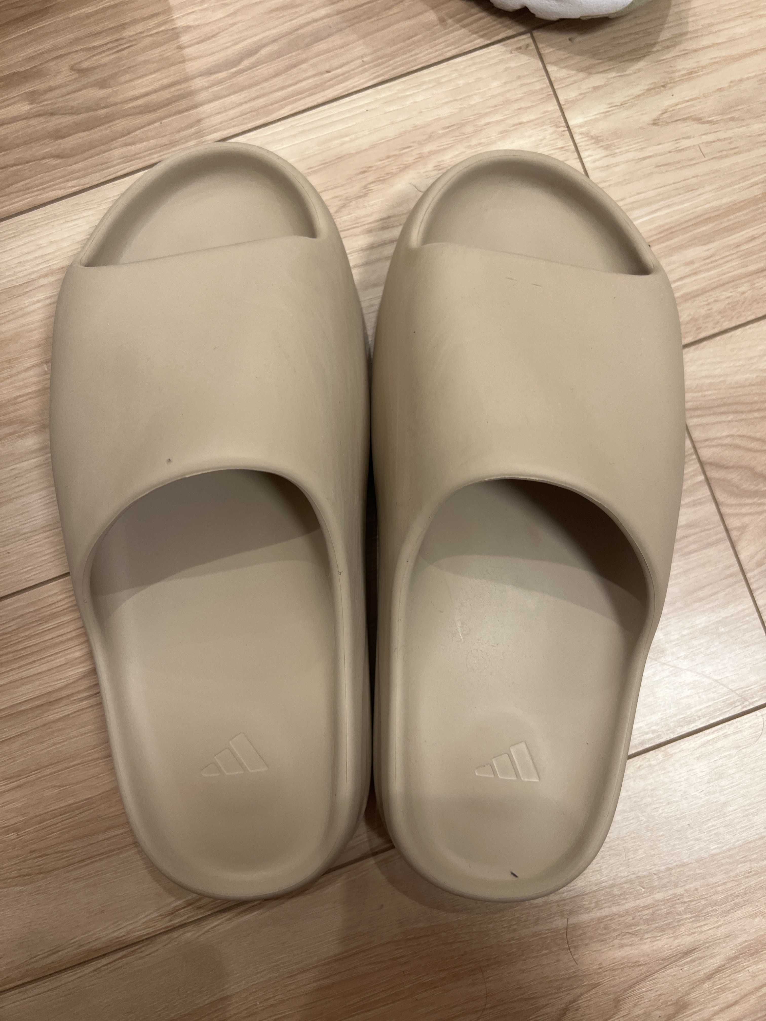 adidas YEEZY Slide "Pure" (GZ5554)