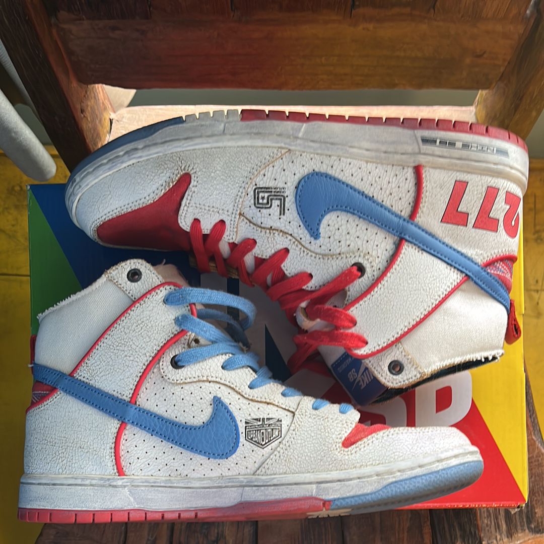 Magnus Walker x Nike SB Dunk High "1971 Porche 911 T 277"
