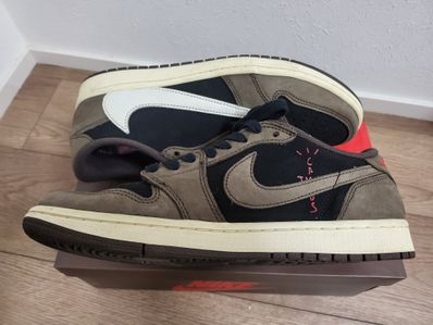 Travis Scott × Nike Air Jordan 1 Low OG SP-T "Black/Dark Mocha"