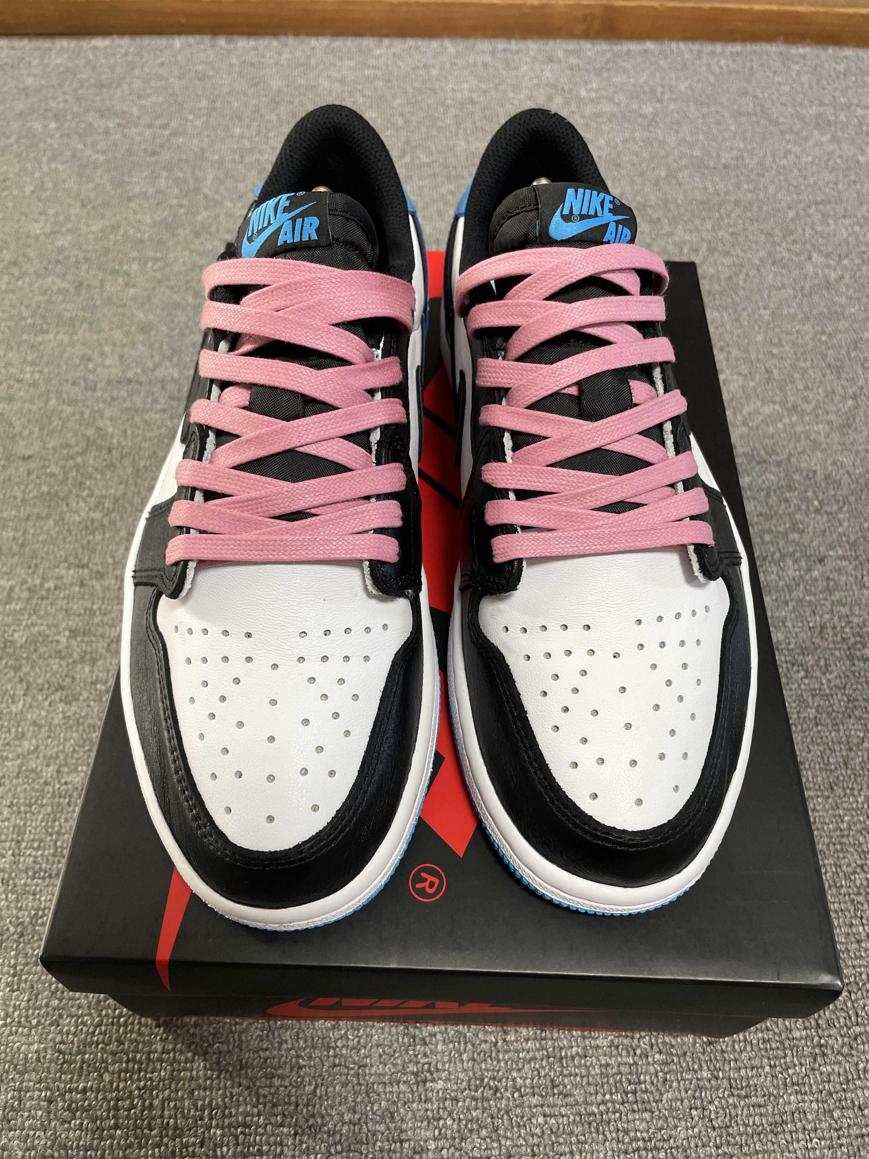 Nike Air Jordan 1 Low OG "Black and Dark Powder Blue/UNC"