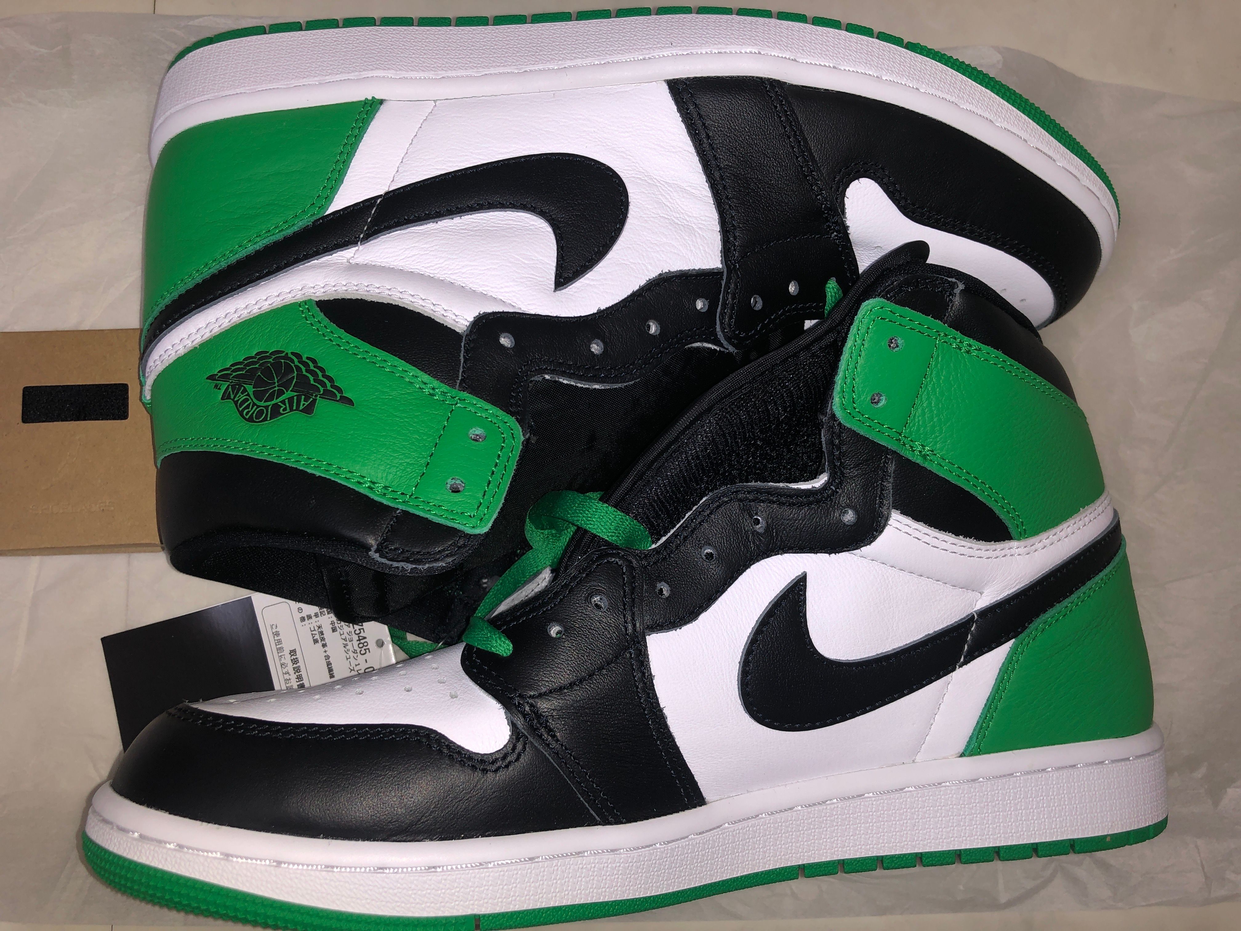 Nike Air Jordan 1 Retro High OG "Celtics/Black and Lucky Green" (2023)