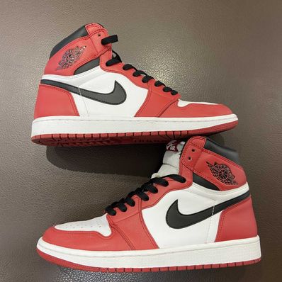 Nike Air Jordan 1 Retro High "Chicago" (2015)