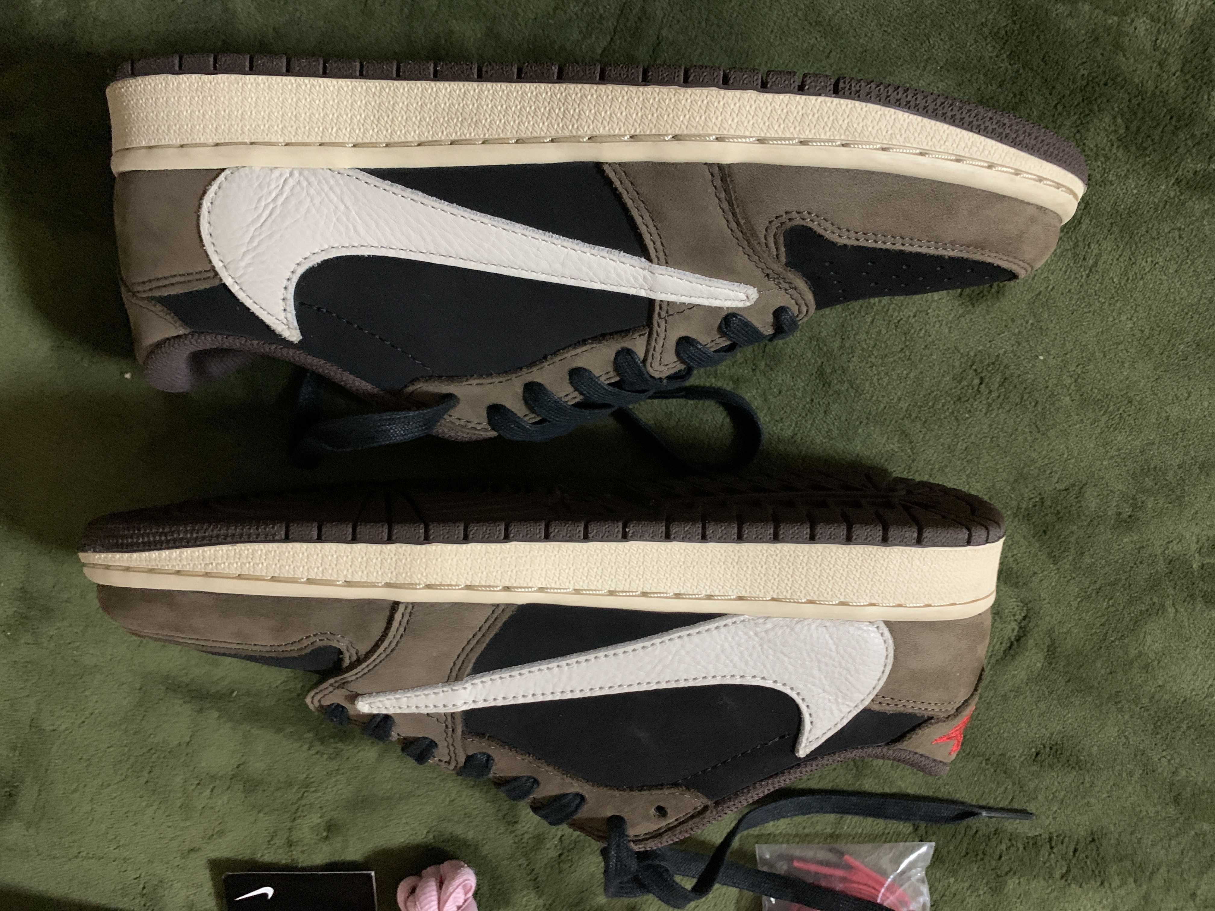 Travis Scott × Nike Air Jordan 1 Low OG SP-T  "Black/Dark Mocha"