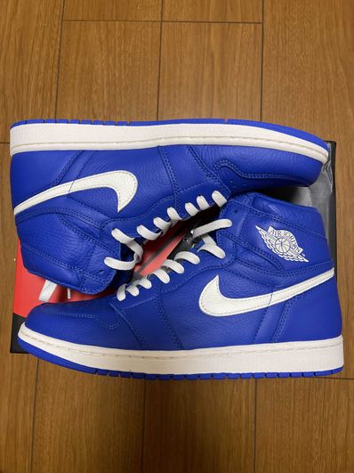 NIKE AIR JORDAN 1 RETRO HIGH "HYPER ROYAL"