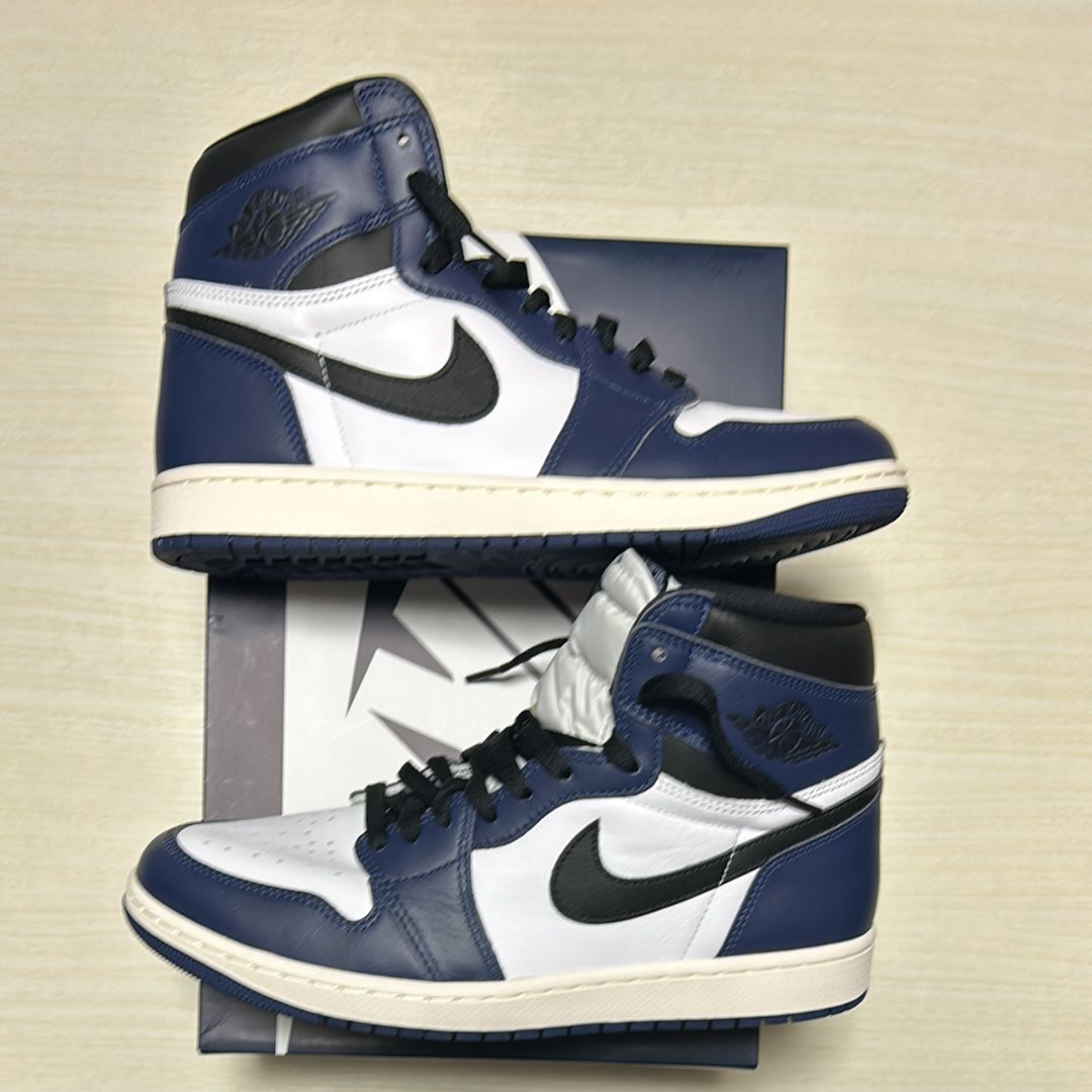 Nike Air Jordan 1 Retro High OG "Midnight Navy"
