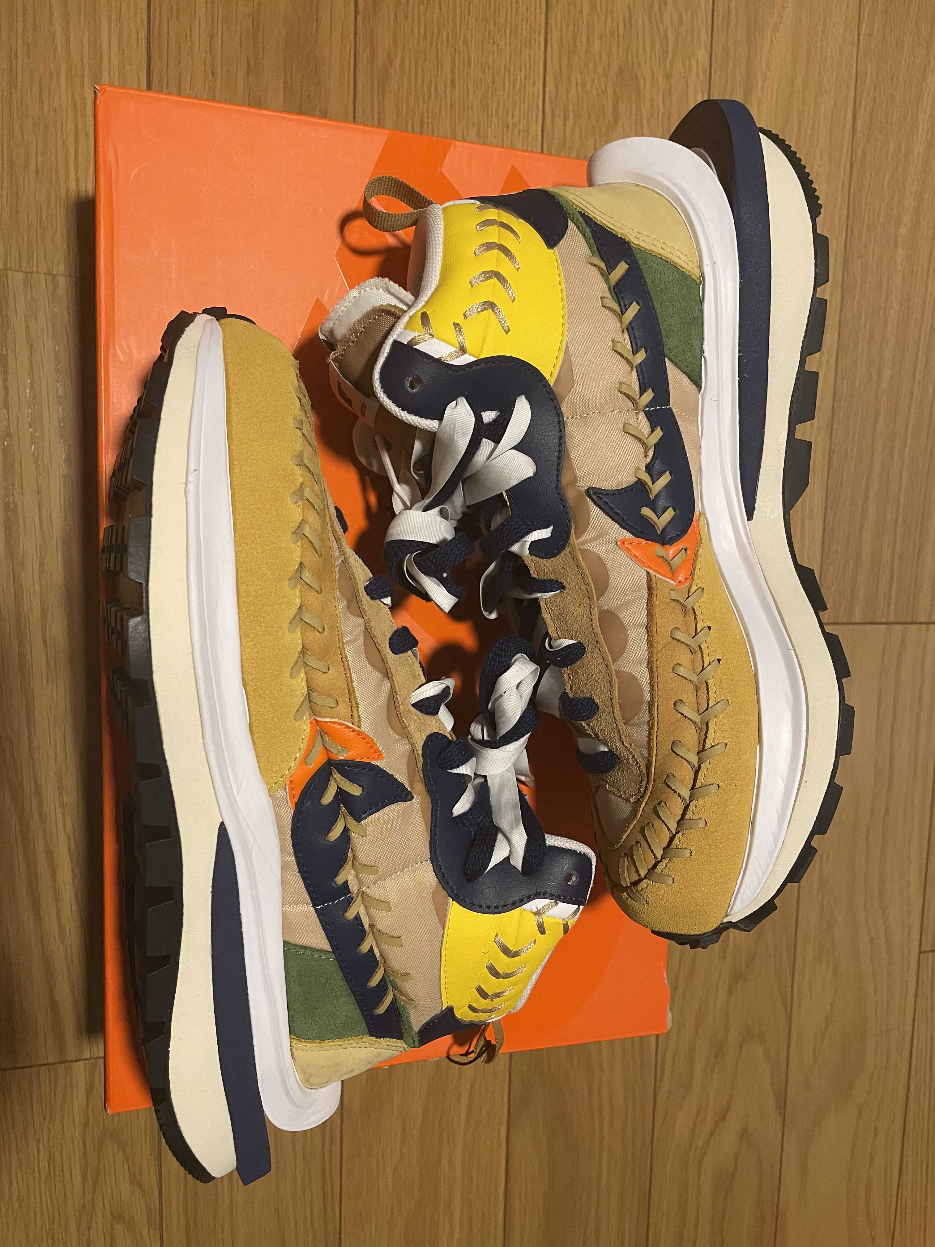 Jean-Paul Gaultier × sacai × Nike VaporWaffle "Sesame/Multi Color"