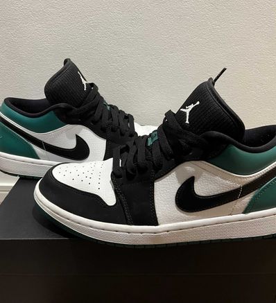 Nike Air Jordan 1 Low "White Black Mystic Green"
