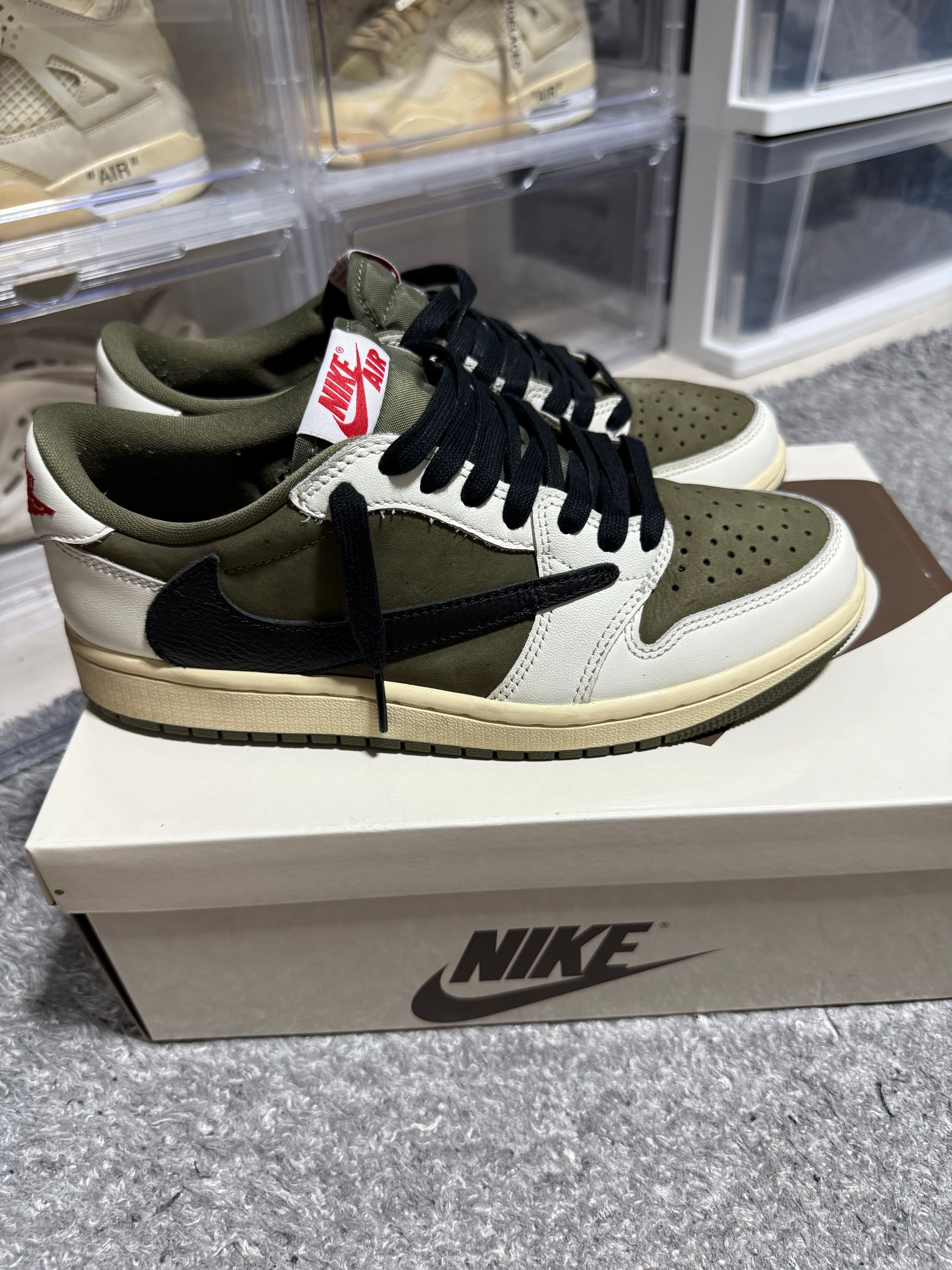 Travis Scott × Nike Air Jordan 1 Low OG SP "Reverse Olive"