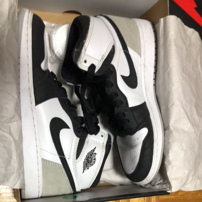 Nike GS Air Jordan 1 High OG "Bleached Coral"