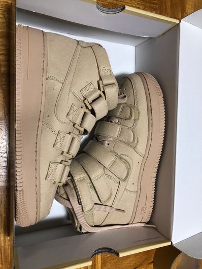 Billie Eilish × Nike Air Force 1 High '07 SP "Mushroom"