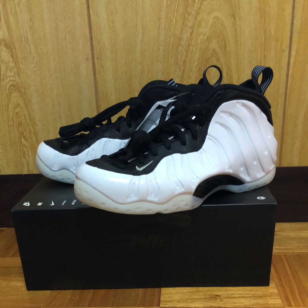 Nike Air Foamposite One "White and Black"