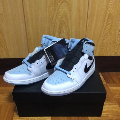 Nike Air Jordan 1 Mid "Ice Blue Nubuck"