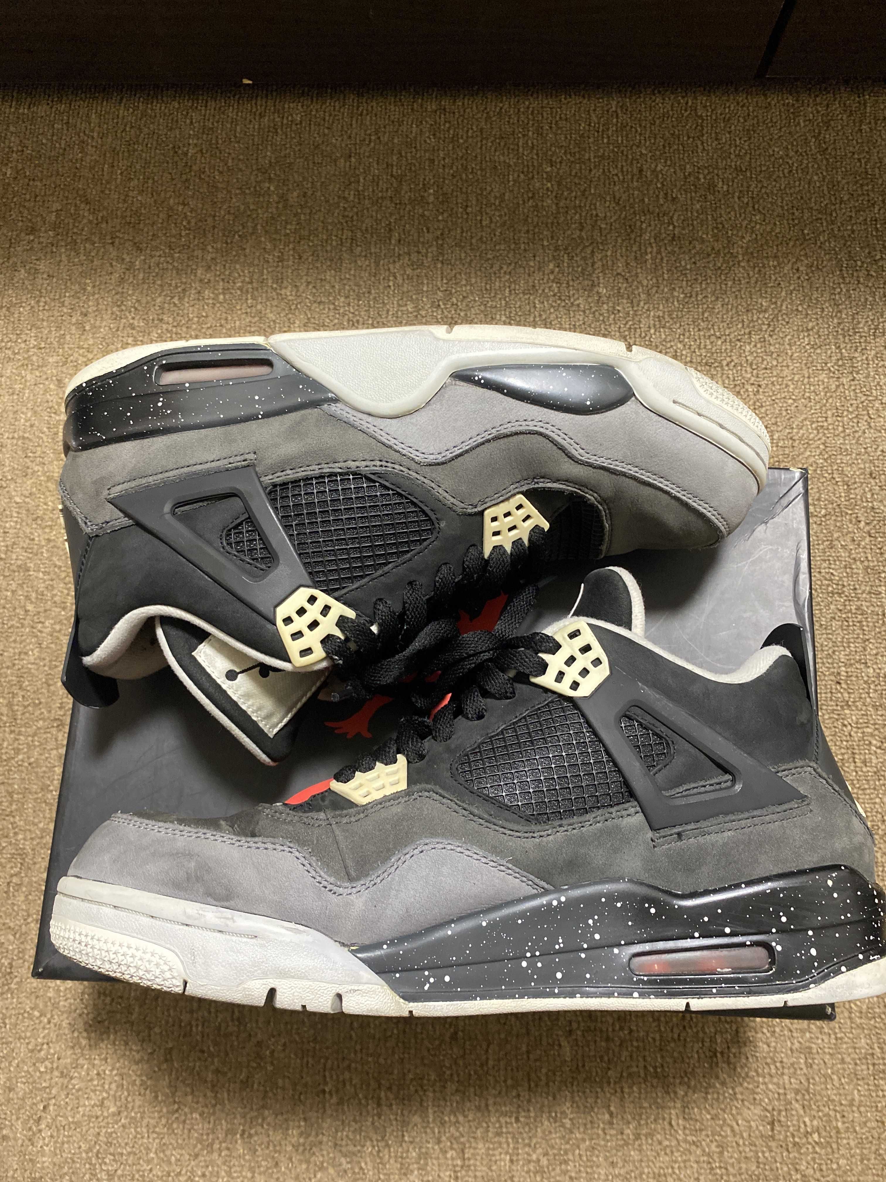 Nike Air Jordan 4 RETRO "Stealth Oreo"