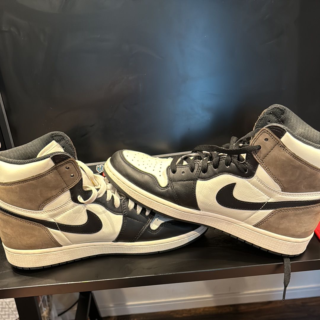 Nike Air Jordan 1 High OG "Sail/Dark Mocha/Black"