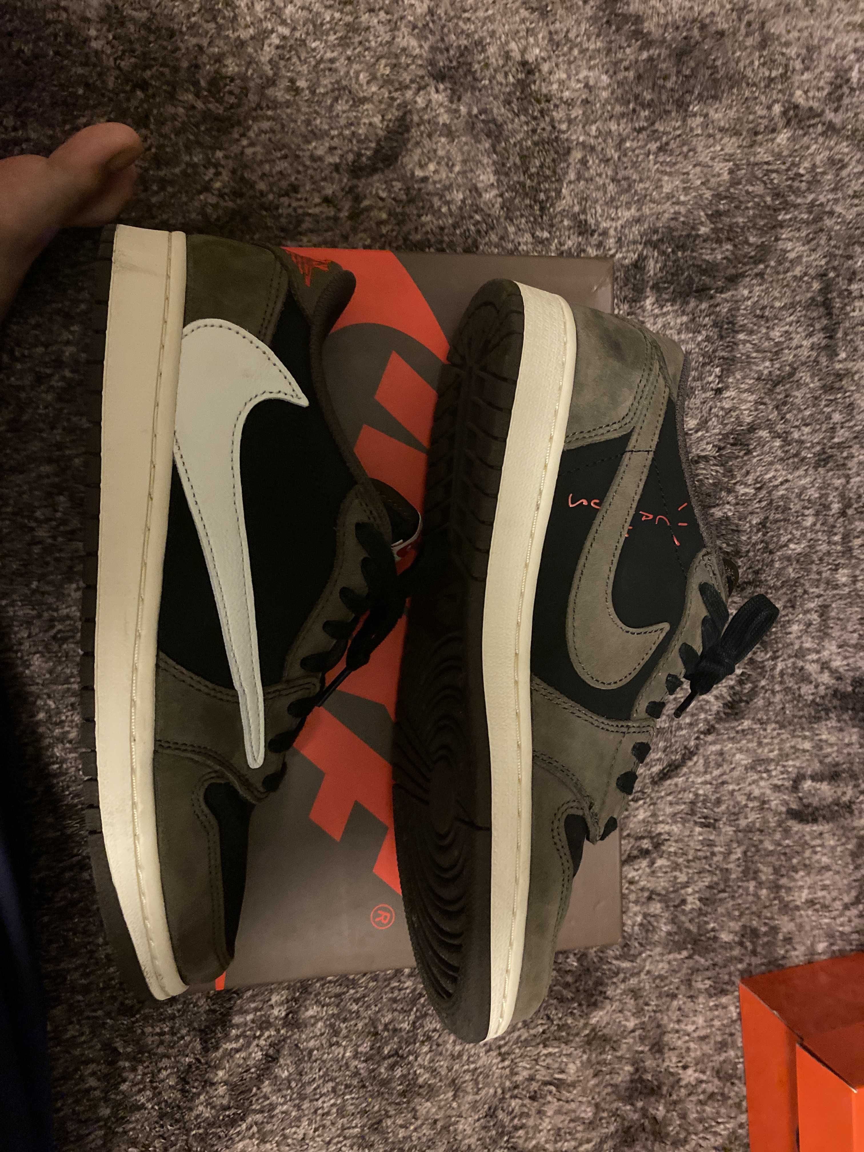 Travis Scott × Nike Air Jordan 1 Low OG SP-T  "Black/Dark Mocha"