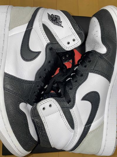 Nike Air Jordan 1 High OG "Bleached Coral"