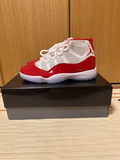 Nike Air Jordan 11 "Varsity Red"