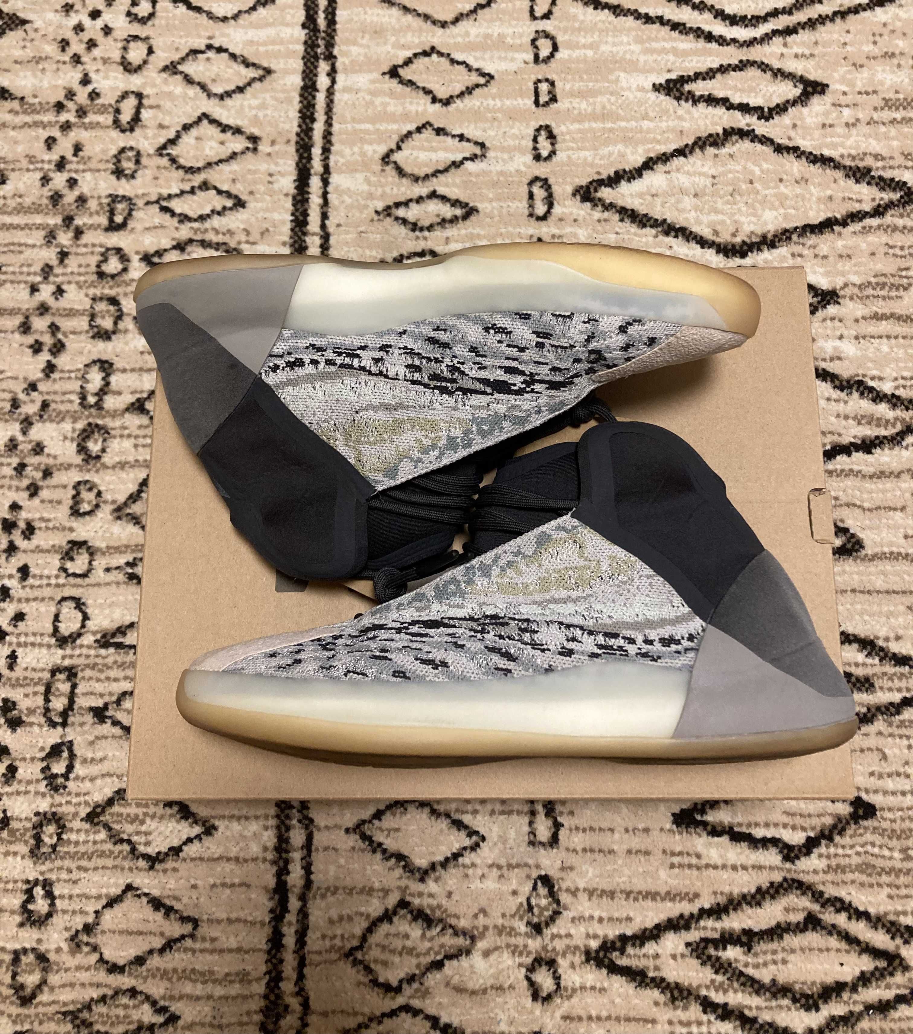 adidas YEEZY QNTM "Sea Teal"