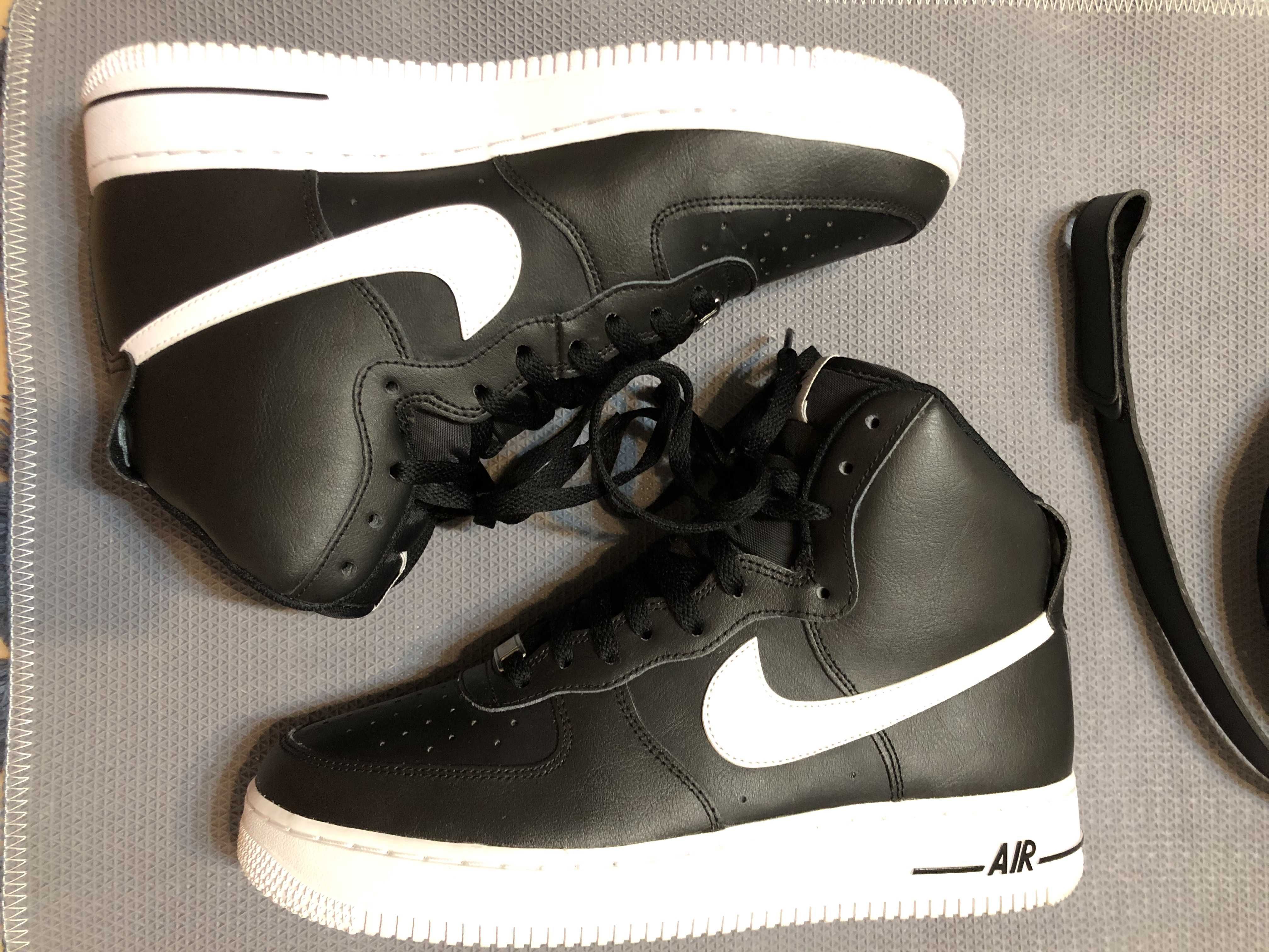 Nike Air Force 1 High "Black White" (2020)