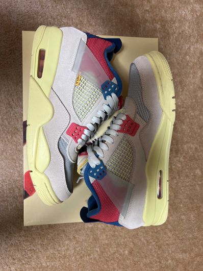 UNION × Nike Air Jordan 4 SP "Guava Ice/Light Fusion Red"