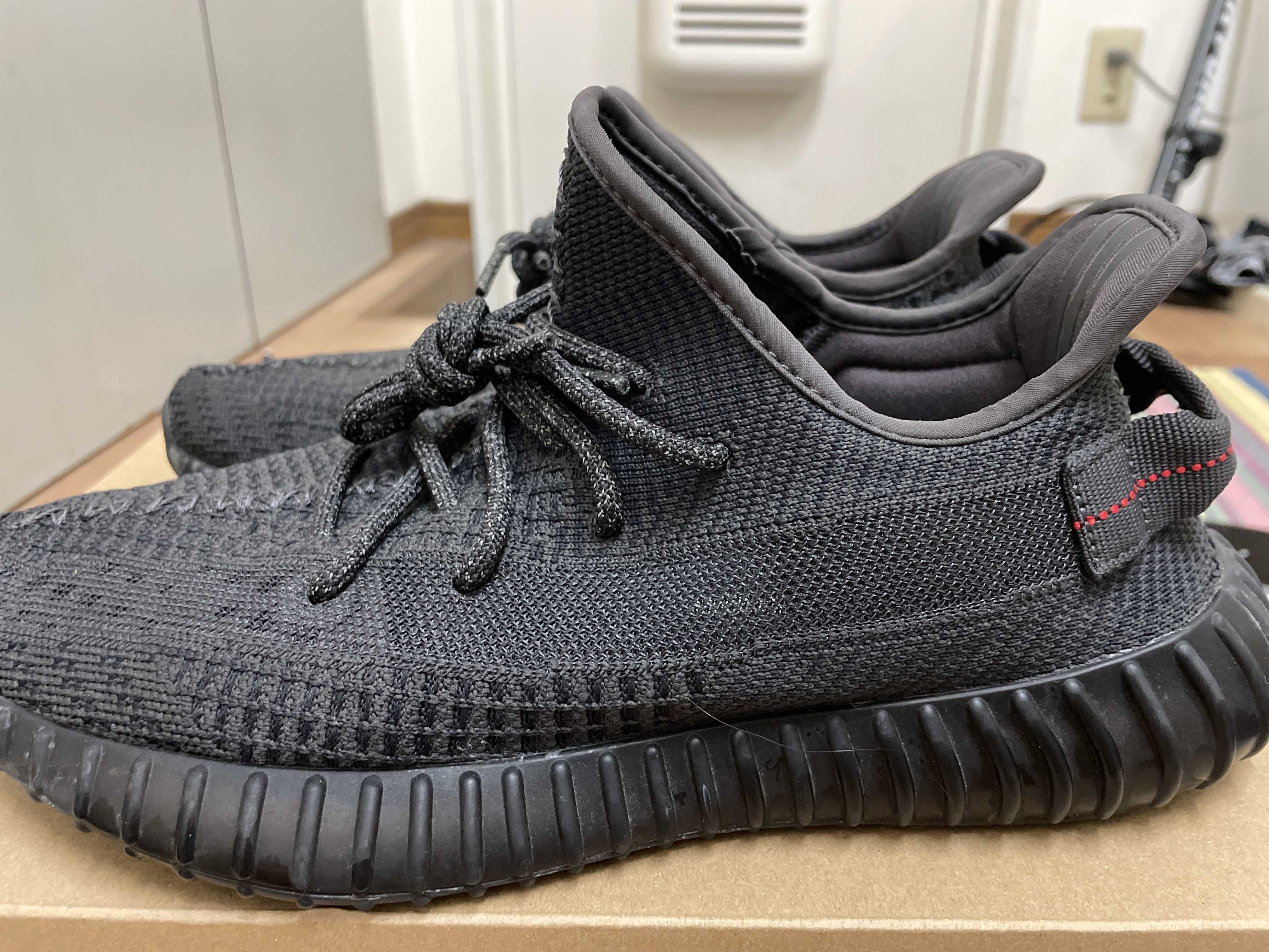 adidas YEEZY Boost 350 V2 "Black"