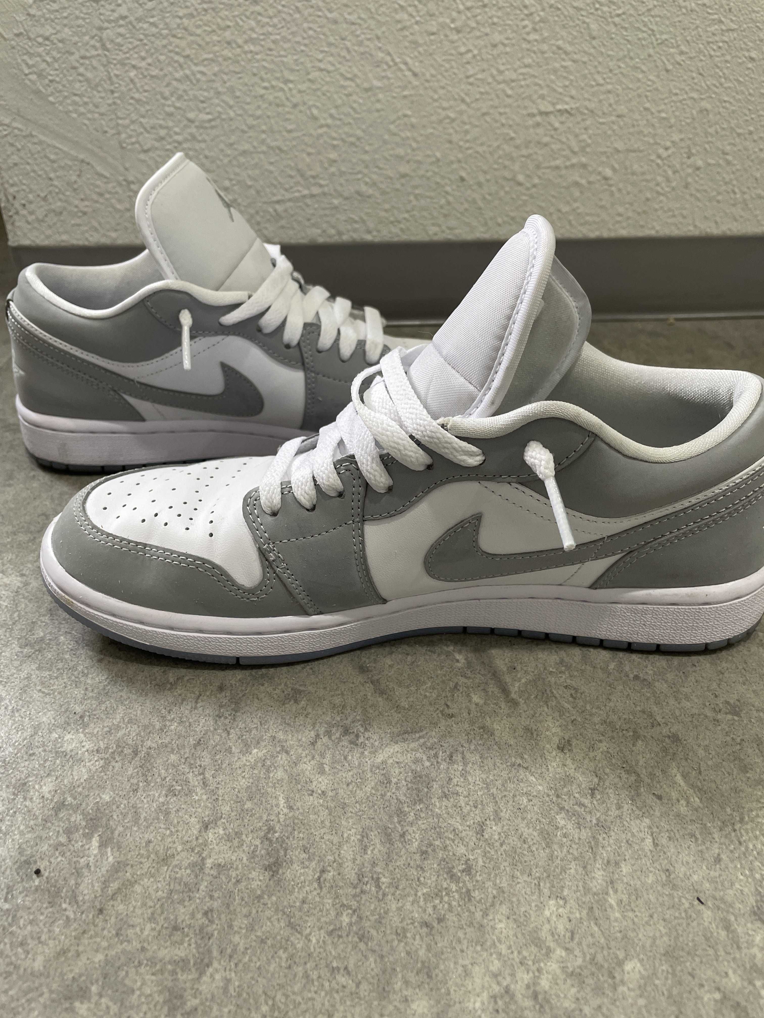 Nike Women's Air Jordan 1 Low "Wolf Grey"