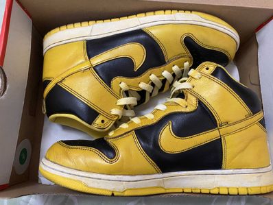 Nike Dunk High "Black/Varsity Maize"