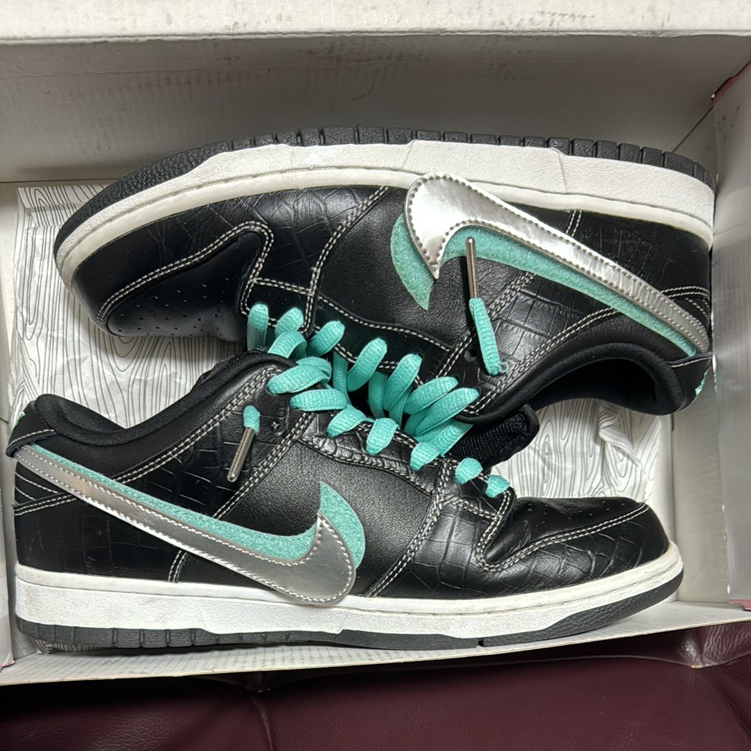 Diamond Supply Co. × Nike SB Dunk Low Pro "Black"