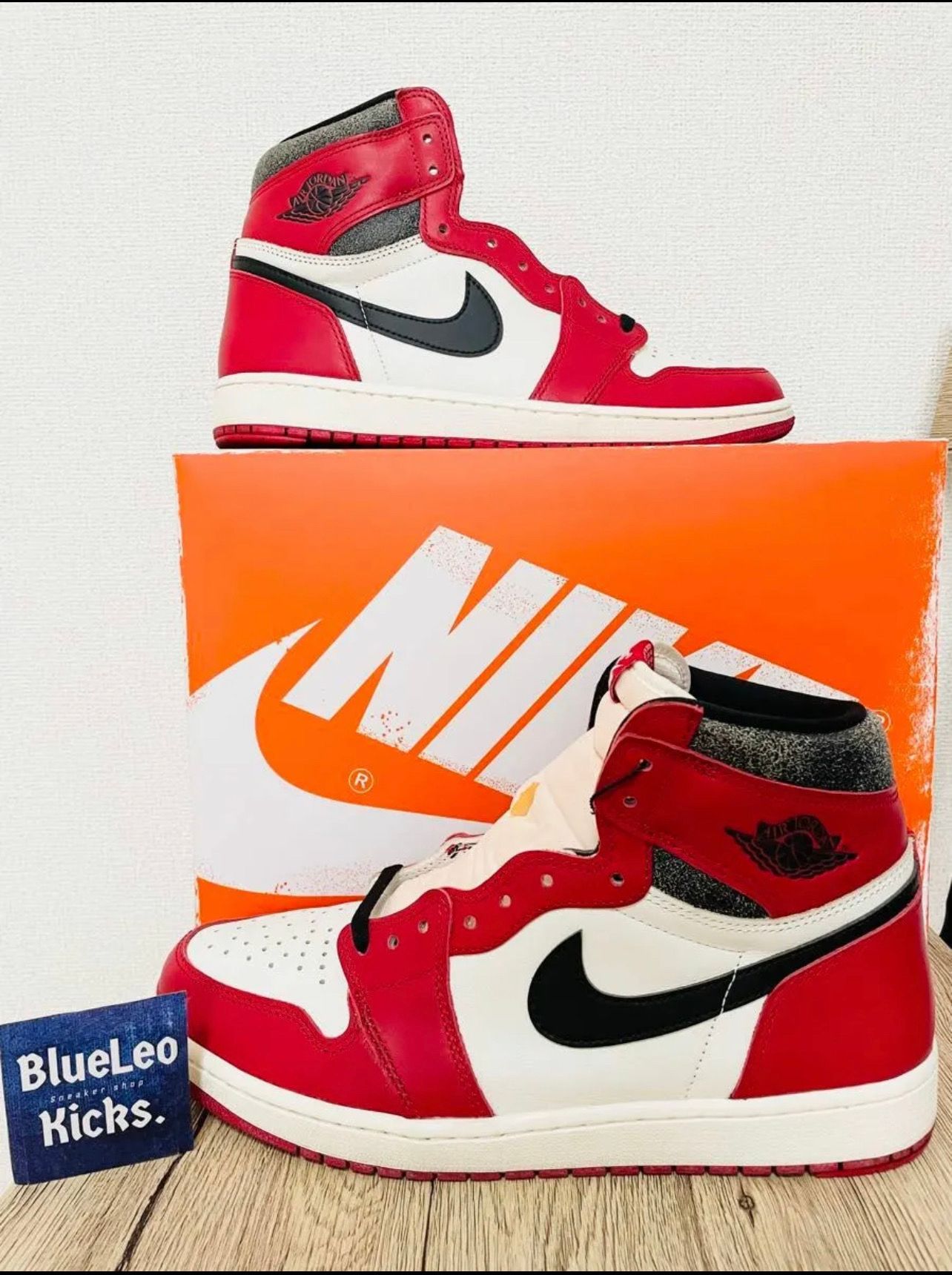 Nike Air Jordan 1 High OG "Lost & Found/Chicago"