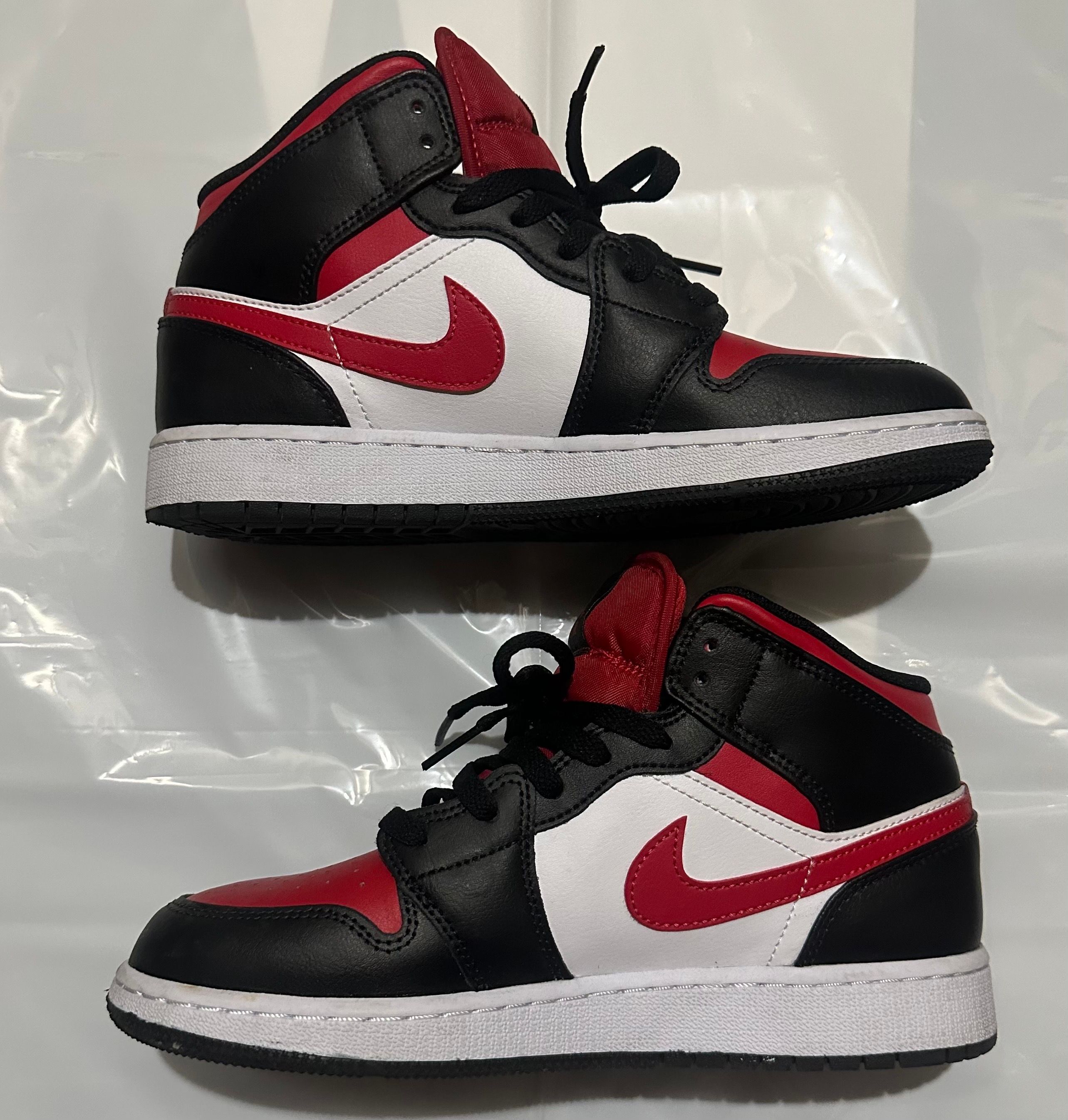 Nike GS Air Jordan 1 Mid "Black/Gym Red/White"