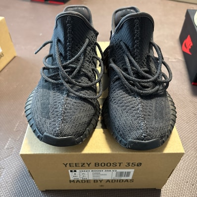 adidas YEEZY Boost 350 V2 "Black"