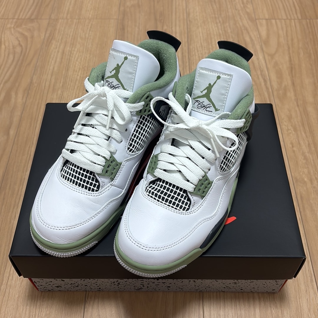 Nike Women's Air Jordan 4 "Oil Green"