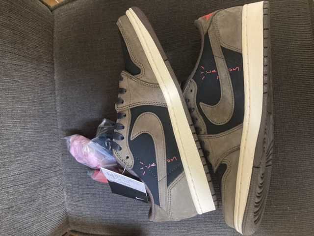 Travis Scott × Nike Air Jordan 1 Low OG SP-T  "Black/Dark Mocha"