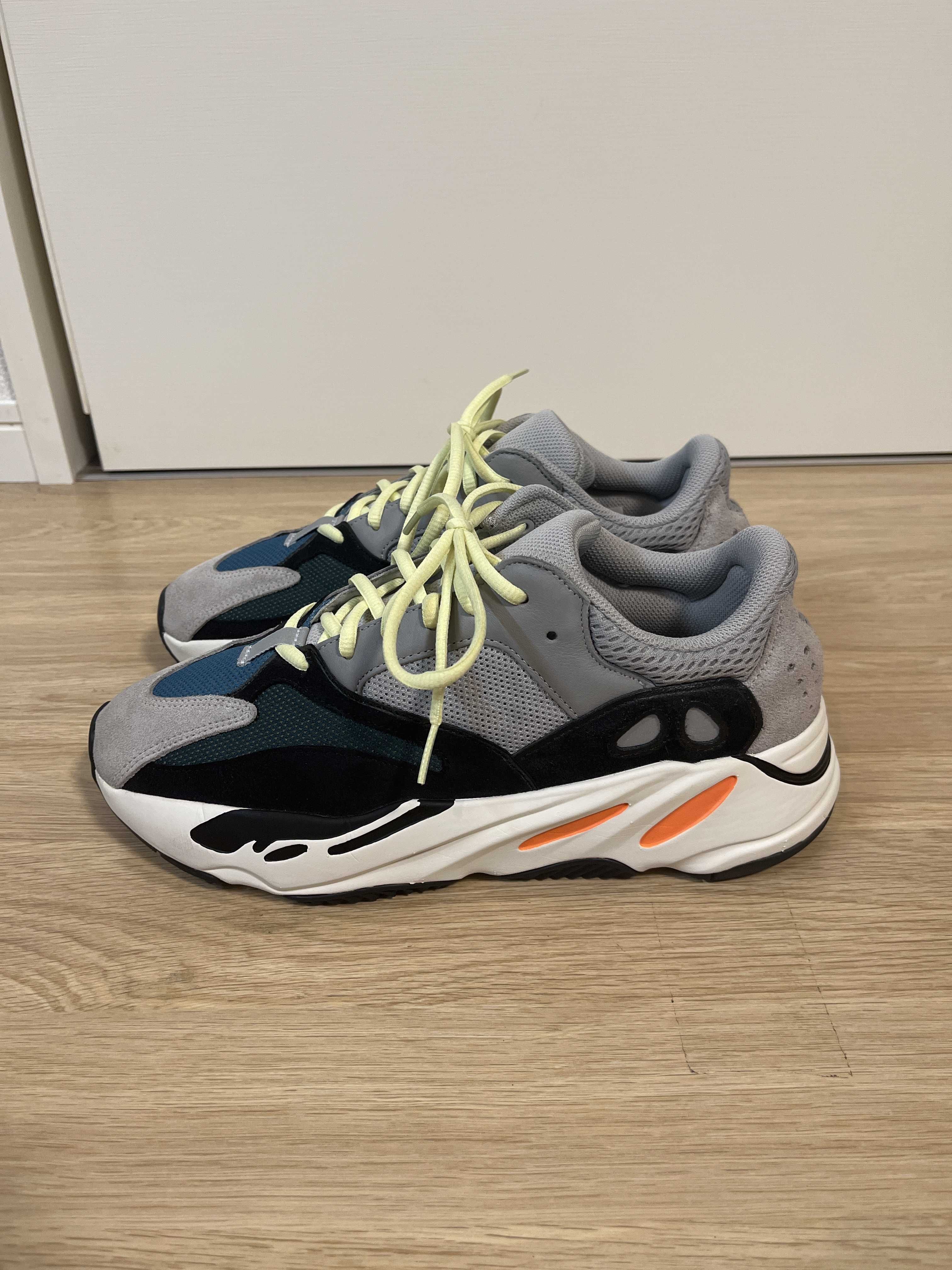 adidas YEEZY Boost 700 "Wave Runner"