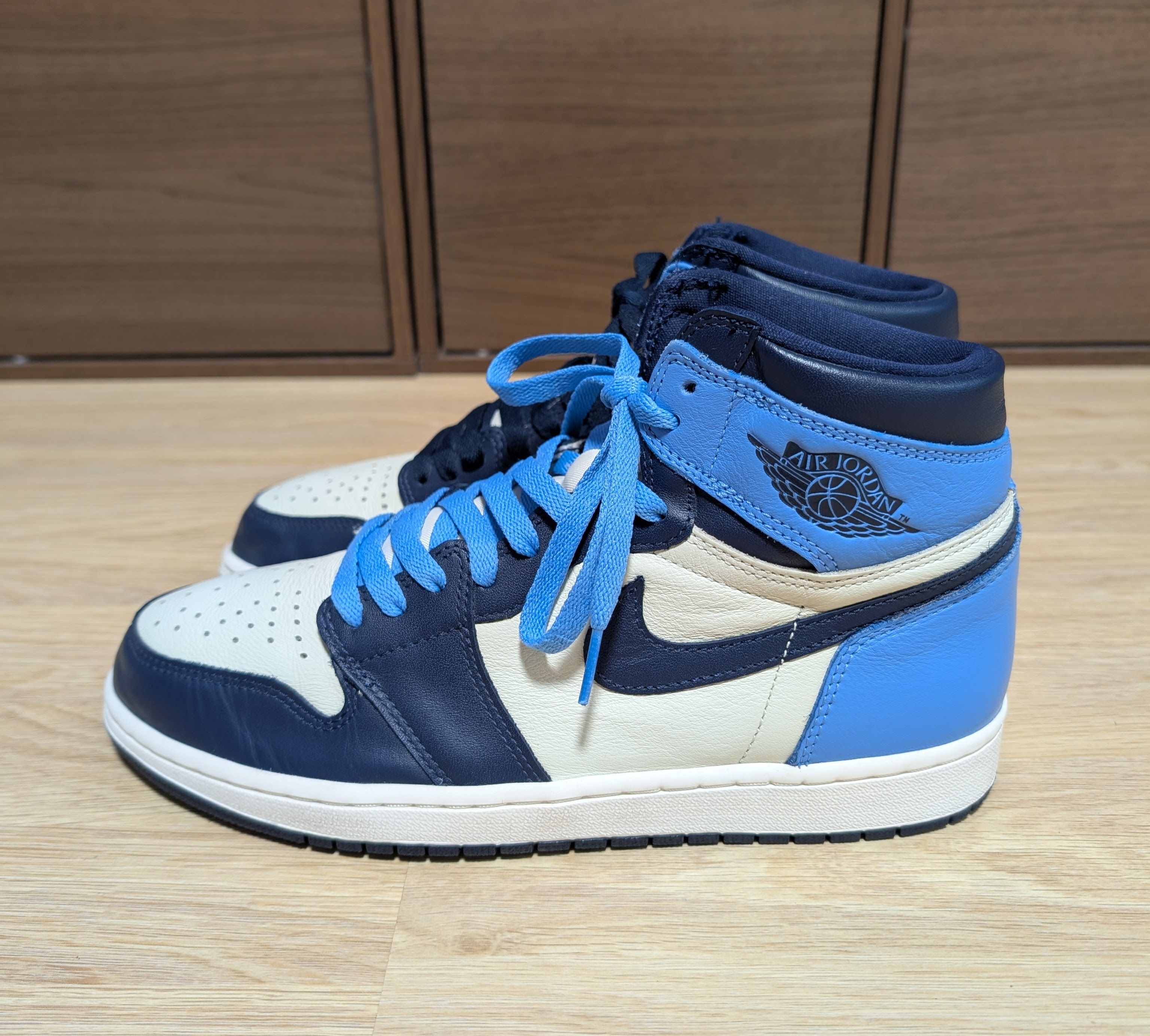 Nike Air Jordan 1 Retro High OG "Obsidian/University Blue"